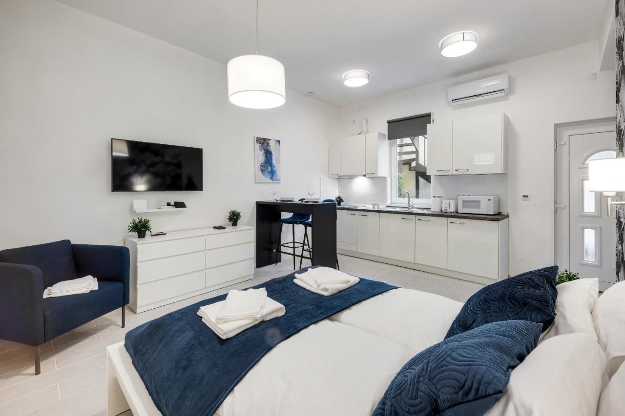 בודפשט Modern Stay In Authentic Central Area מראה חיצוני תמונה
